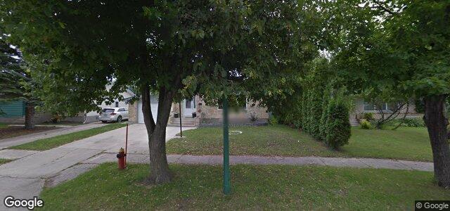 30 Keystone Crescent（加拿大曼尼托巴省温尼伯市）房屋照片