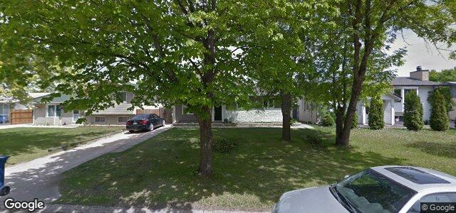 33 Prince Philip Crescent（加拿大曼尼托巴省温尼伯市）房屋照片