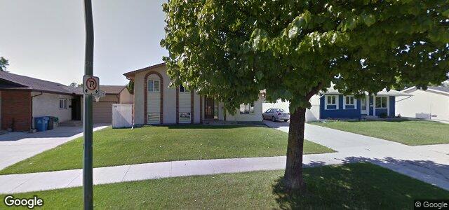 Larawan ng 35 Rolmount Road sa Winnipeg, Manitoba