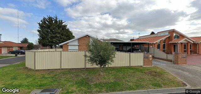 35 Saratoga Crescent（加拿大曼尼托巴省温尼伯市）房屋照片