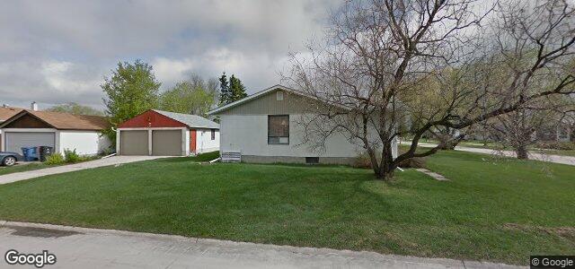 42 Marquis Crescent（加拿大曼尼托巴省温尼伯市）房屋照片