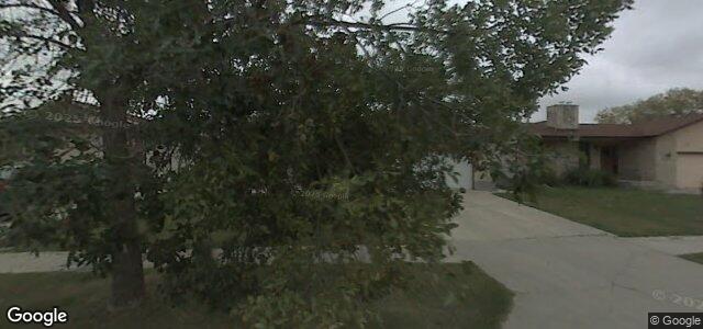 43 Pickley Crescent（加拿大曼尼托巴省温尼伯市）房屋照片