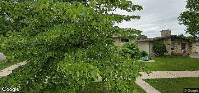 44 Sardelle Crescent（加拿大曼尼托巴省温尼伯市）房屋照片