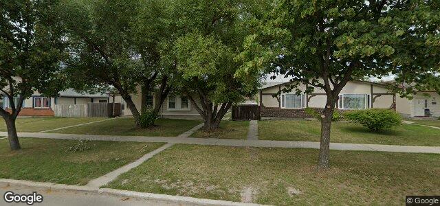 481 Adsum Drive（加拿大曼尼托巴省温尼伯市）房屋照片