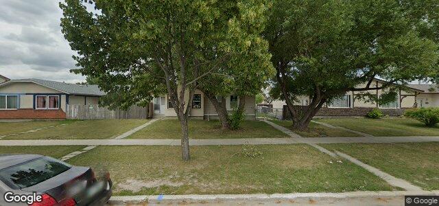 483 Adsum Drive（加拿大曼尼托巴省温尼伯市）房屋照片