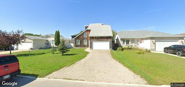 74 Agnes Arnold Place（加拿大曼尼托巴省温尼伯市）房屋照片