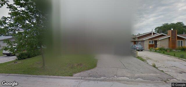 77 Piney Crescent（加拿大曼尼托巴省温尼伯市）房屋照片