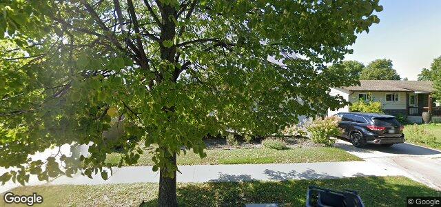 82 Ashmore Drive（加拿大曼尼托巴省温尼伯市）房屋照片