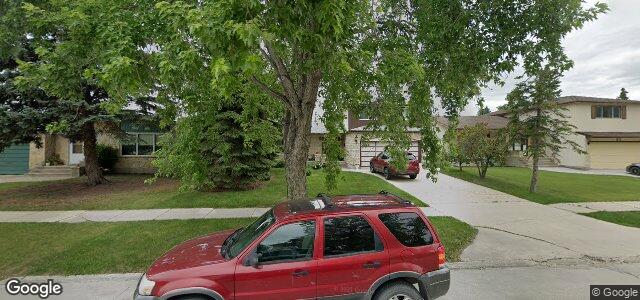 82 Kowall Bay（加拿大曼尼托巴省温尼伯市）房屋照片