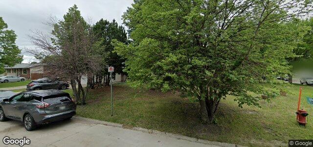 92 Massena Crescent（加拿大曼尼托巴省温尼伯市）房屋照片