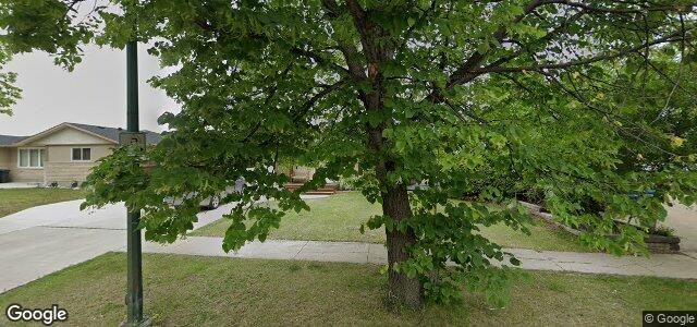 93 Massena Crescent（加拿大曼尼托巴省温尼伯市）房屋照片