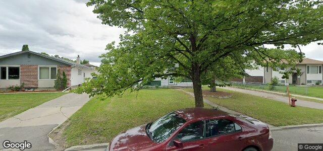 94 Madera Crescent（加拿大曼尼托巴省温尼伯市）房屋照片