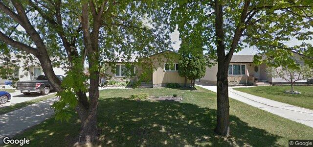 94 Rozmus Bay（加拿大曼尼托巴省温尼伯市）房屋照片