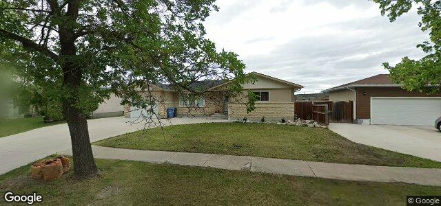 97 Massena Crescent（加拿大曼尼托巴省温尼伯市）房屋照片