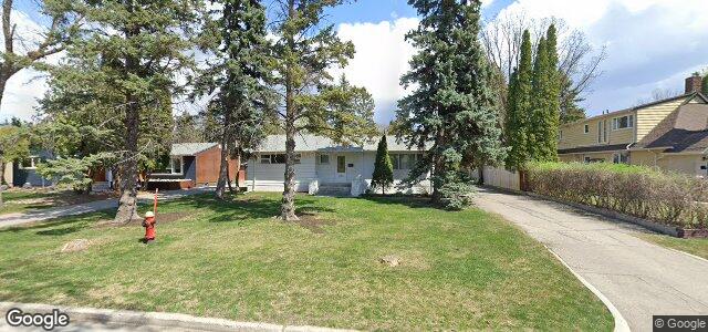 323 Kelvin Boulevard（加拿大曼尼托巴省温尼伯市）房屋照片