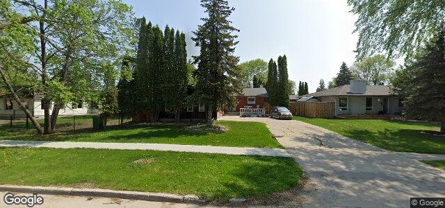 381 Southport Boulevard（加拿大曼尼托巴省温尼伯市）房屋照片