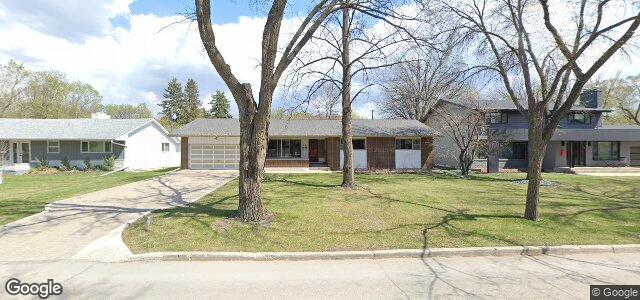 Photo of 417 Kelvin Boulevard in Winnipeg, Manitoba