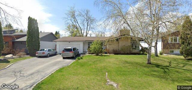 422 Kelvin Boulevard（加拿大曼尼托巴省温尼伯市）房屋照片