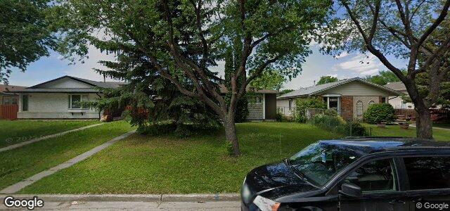 Photo of 102 Avery Drive in Winnipeg, Manitoba