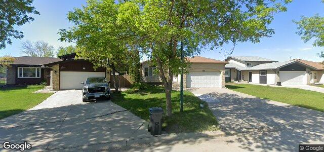 103 Poplynn Drive（加拿大曼尼托巴省温尼伯市）房屋照片