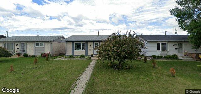 Photo of 123 Gainsborough Cove in Winnipeg, Manitoba