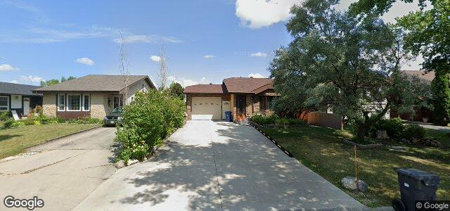 135 Taraska Bay（加拿大曼尼托巴省温尼伯市）房屋照片