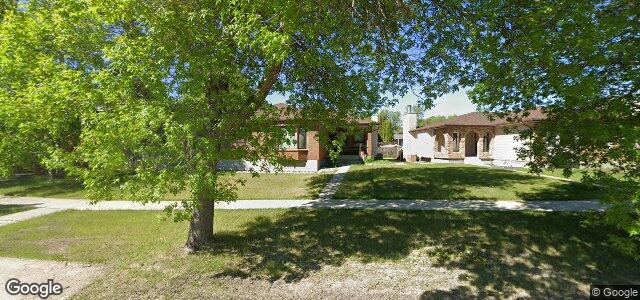 169 Egesz Street（加拿大曼尼托巴省温尼伯市）房屋照片