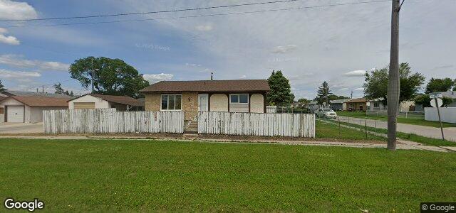 1889 Selkirk Avenue（加拿大曼尼托巴省温尼伯市）房屋照片