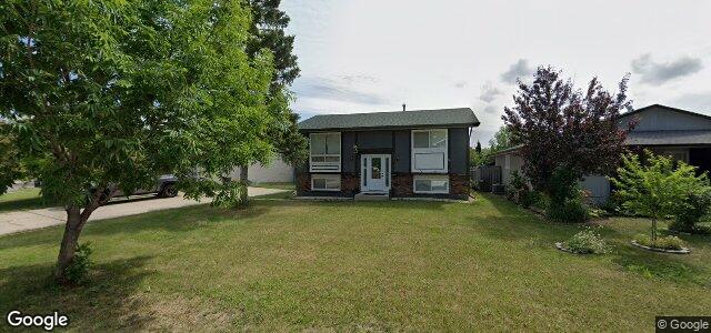 Larawan ng 19 Palms Boulevard sa Winnipeg, Manitoba