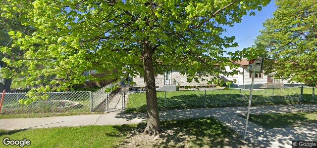 2114 Manitoba Avenue（加拿大曼尼托巴省温尼伯市）房屋照片