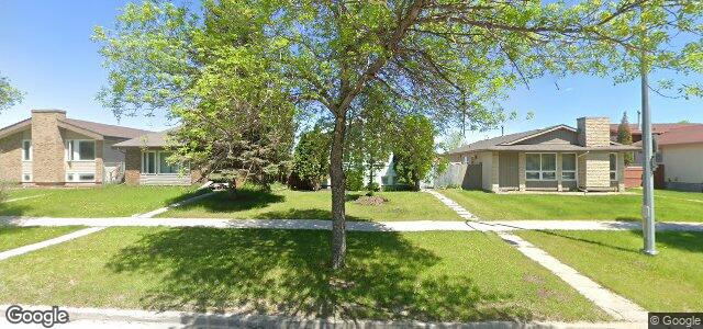 230 Egesz Street（加拿大曼尼托巴省温尼伯市）房屋照片