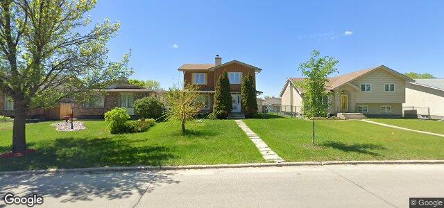 2418 Burrows Avenue（加拿大曼尼托巴省温尼伯市）房屋照片