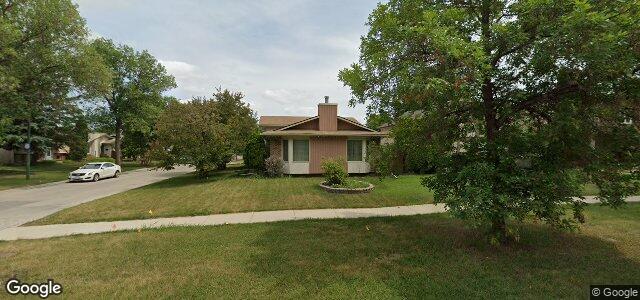 2443 Burrows Avenue（加拿大曼尼托巴省温尼伯市）房屋照片