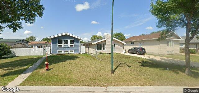 30 Taraska Bay（加拿大曼尼托巴省温尼伯市）房屋照片