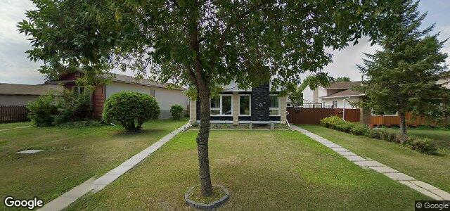 327 Egesz Street（加拿大曼尼托巴省温尼伯市）房屋照片