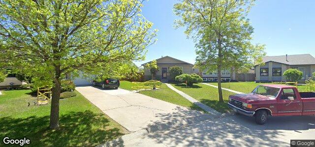 35 Birchlynn Bay（加拿大曼尼托巴省温尼伯市）房屋照片