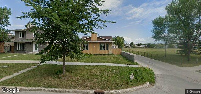 362 Egesz Street（加拿大曼尼托巴省温尼伯市）房屋照片