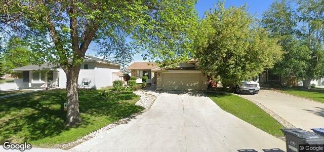 38 Markwood Place（加拿大曼尼托巴省温尼伯市）房屋照片