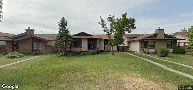 381 Egesz Street（加拿大曼尼托巴省温尼伯市）房屋照片