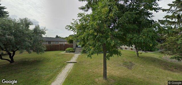 407 Egesz Street（加拿大曼尼托巴省温尼伯市）房屋照片