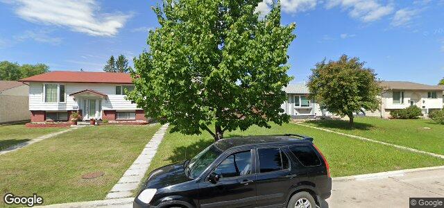 42 Sumter Crescent（加拿大曼尼托巴省温尼伯市）房屋照片