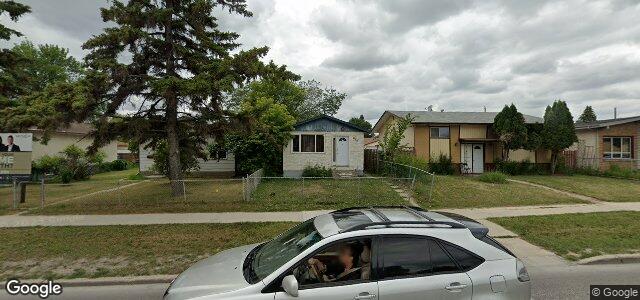 670 Keewatin Street（加拿大曼尼托巴省温尼伯市）房屋照片