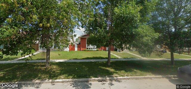 Larawan ng 69 Kinver Avenue sa Winnipeg, Manitoba