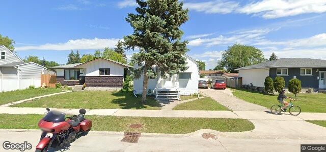 Larawan ng 79 Hunt Avenue sa Winnipeg, Manitoba