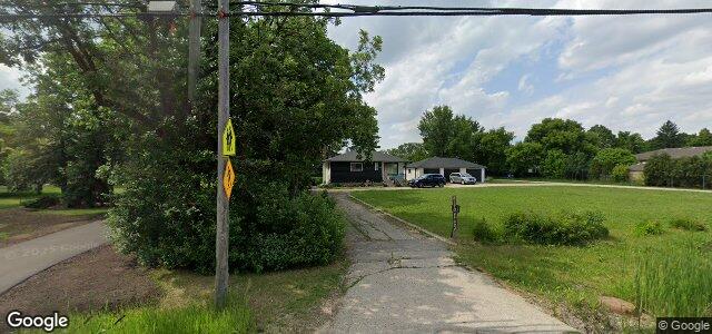 2110 Henderson Highway（加拿大曼尼托巴省温尼伯市）房屋照片