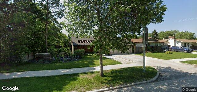 1030 Louelda Street（加拿大曼尼托巴省温尼伯市）房屋照片