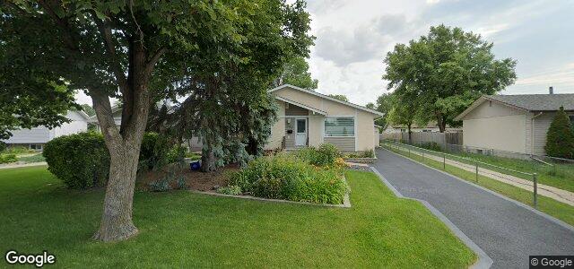 Photo of 107 Reay Crescent in Winnipeg, Manitoba