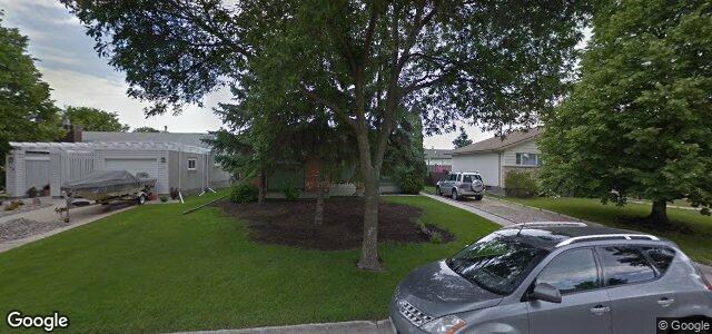 110 Stacey Bay（加拿大曼尼托巴省温尼伯市）房屋照片