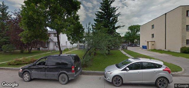 1121 Kimberly Avenue（加拿大曼尼托巴省温尼伯市）房屋照片