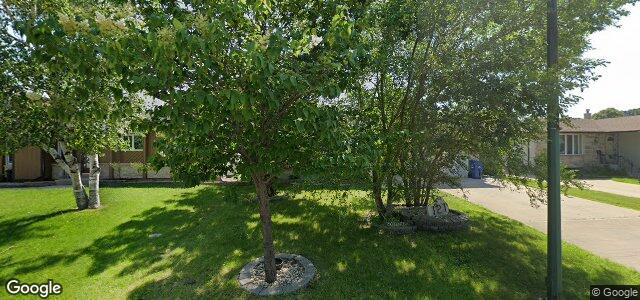 121 Werrell Crescent（加拿大曼尼托巴省温尼伯市）房屋照片